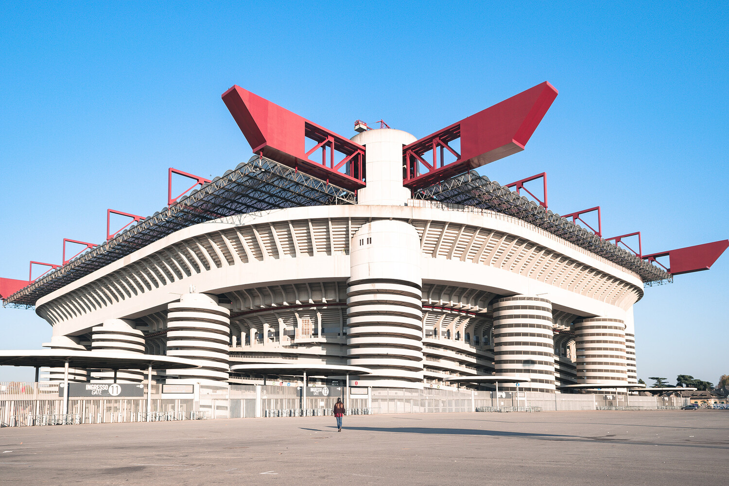 Знаменитый стадион «Сан-Сиро» в Милане снесут