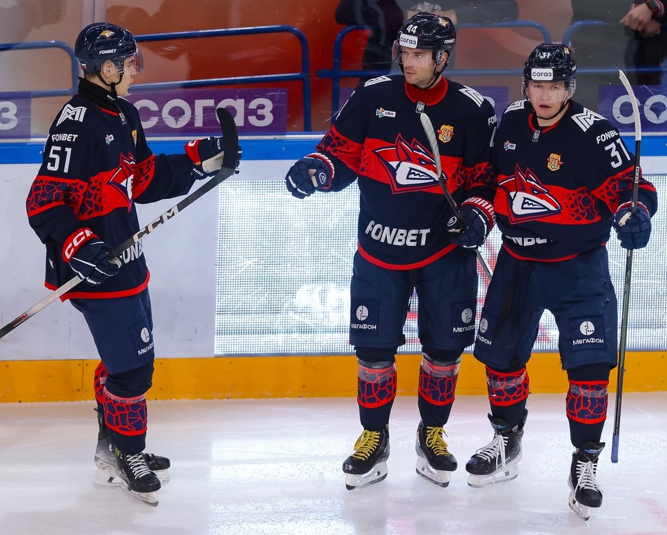 «Металлург» впервые в истории забил девять шайб в одной игре