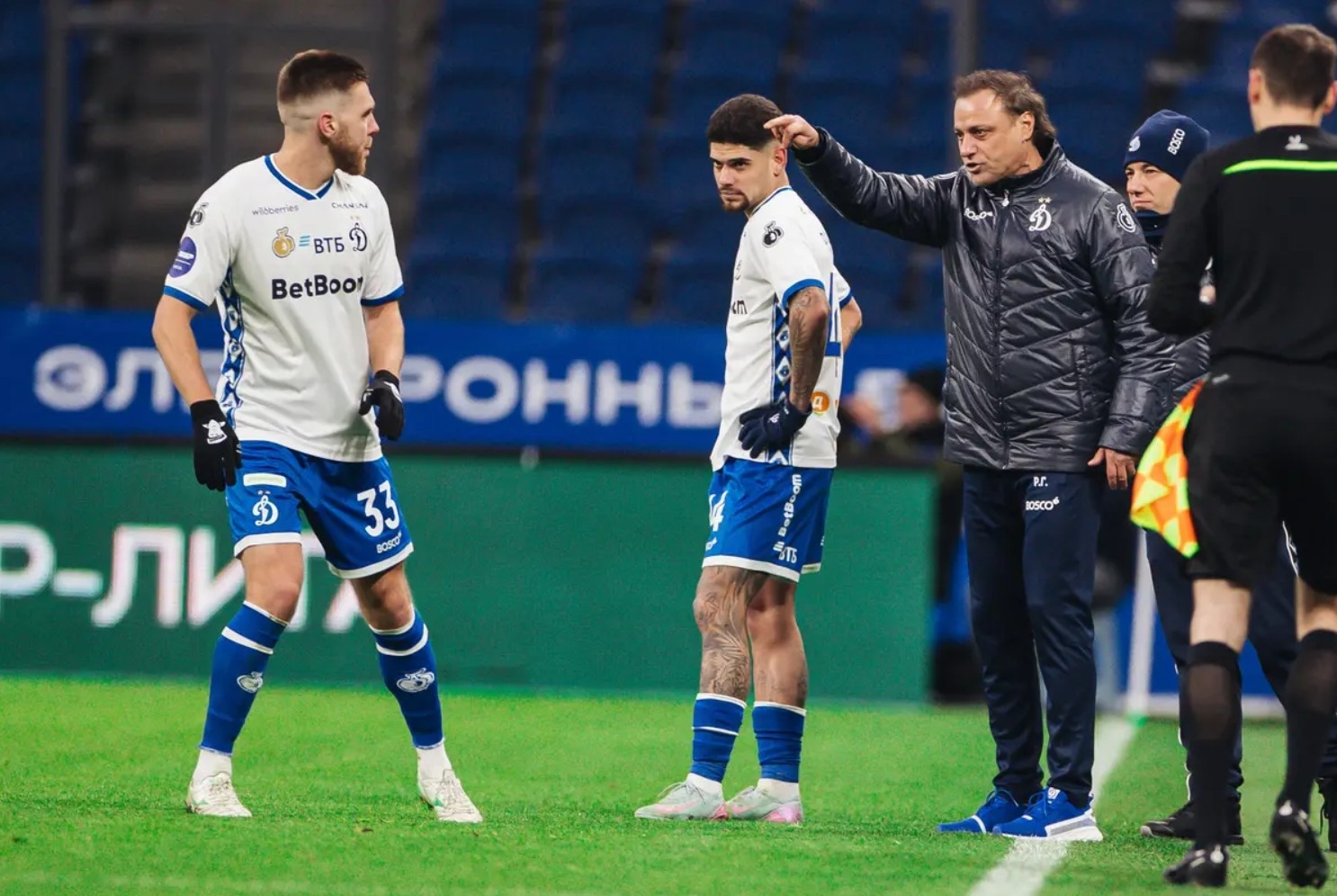 «Спартак» и «Динамо» выиграли первые матчи под руководством новых тренеров