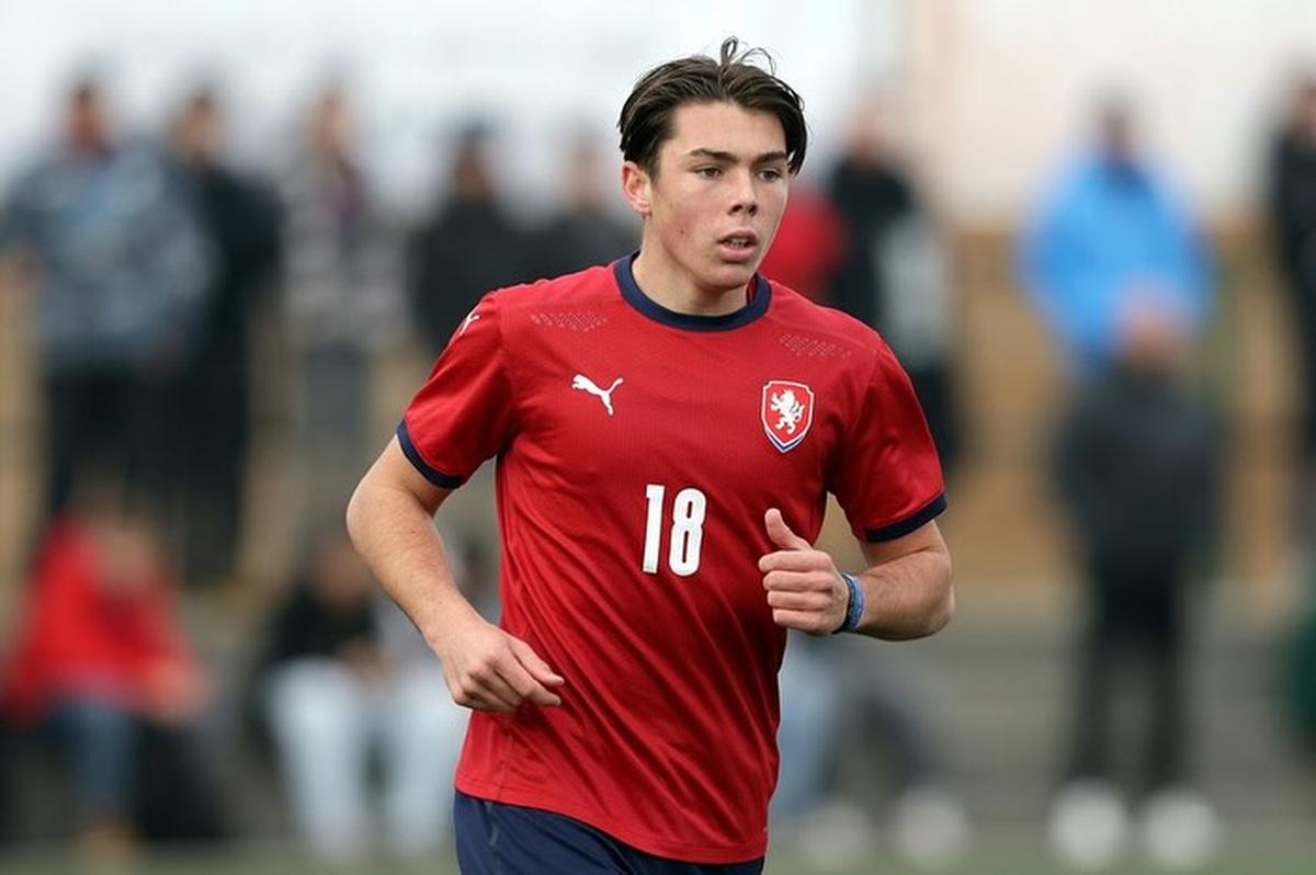 Сын легендарного Буффона оформил хет-трик в отборе на Евро U-19