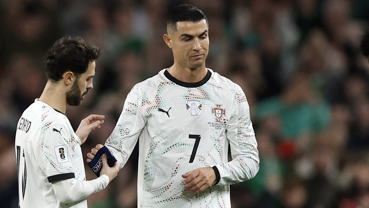 Роналду дисквалифицировали лишь на один матч после удаления в игре с Ирландией