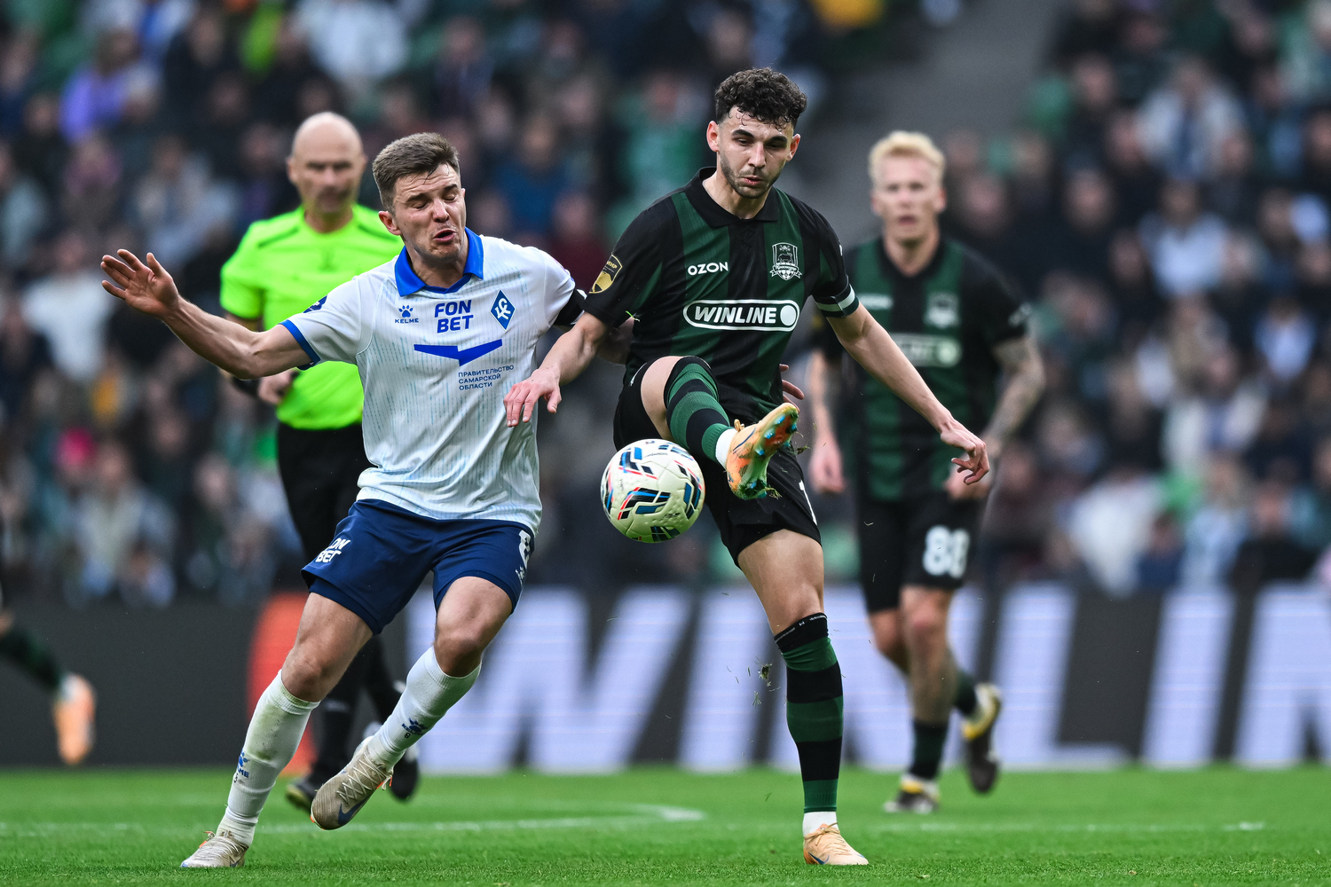 «Краснодар» разгромил «Крылья Советов» и вновь возглавил турнирную таблицу РПЛ