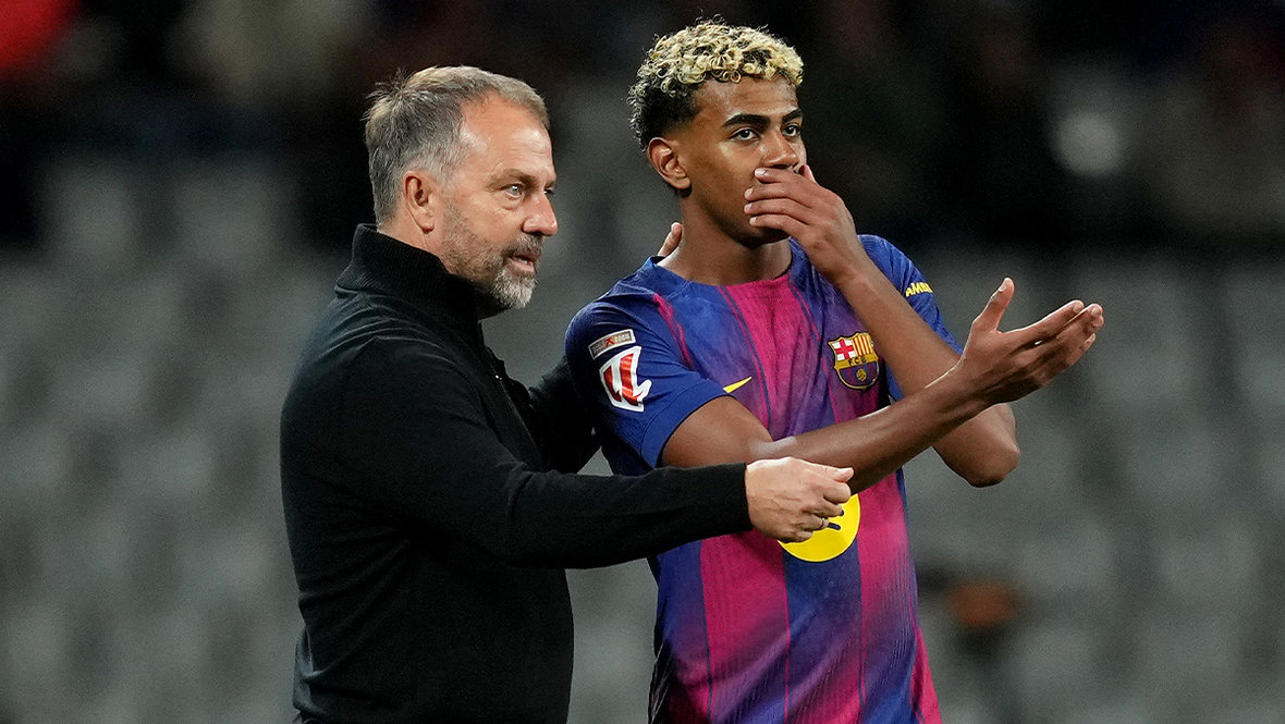 «Нам нужно вернуться в прежнее русло». Флик — об очередном сенсационном поражении «Барселоны»