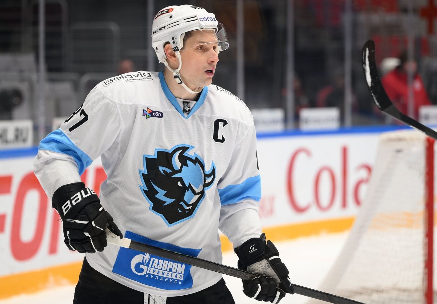 Очередной рекорд: Вадим Шипачев первым в истории КХЛ отдал 700 голевых передач