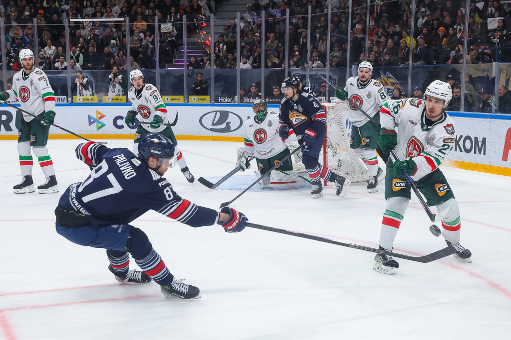 «Ужасное начало»: «Металлург» неожиданно крупно проиграл «Ак Барсу» на старте полуфинала Кубка Гагарина