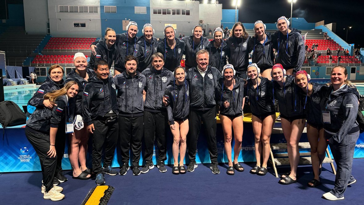 Россиянки под своим флагом выиграли Кубок мира по водному поло во втором дивизионе